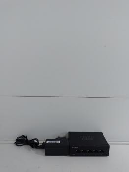 Preview: Cisco SF110D-05 5 Port 10/100 Desktop Switch